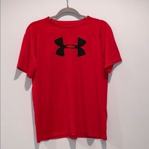 Under Armour short sleeve shirt!